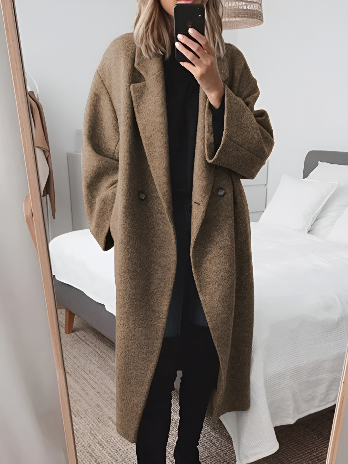 Serena| Elegant and Versatile Coat